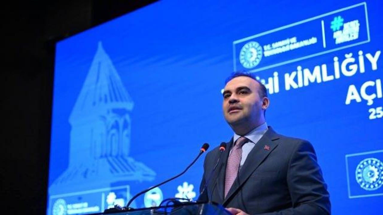 Bakan Kacır'dan turizm gelirleri açıklaması! 'Yeni bir rekora daha imza attık'