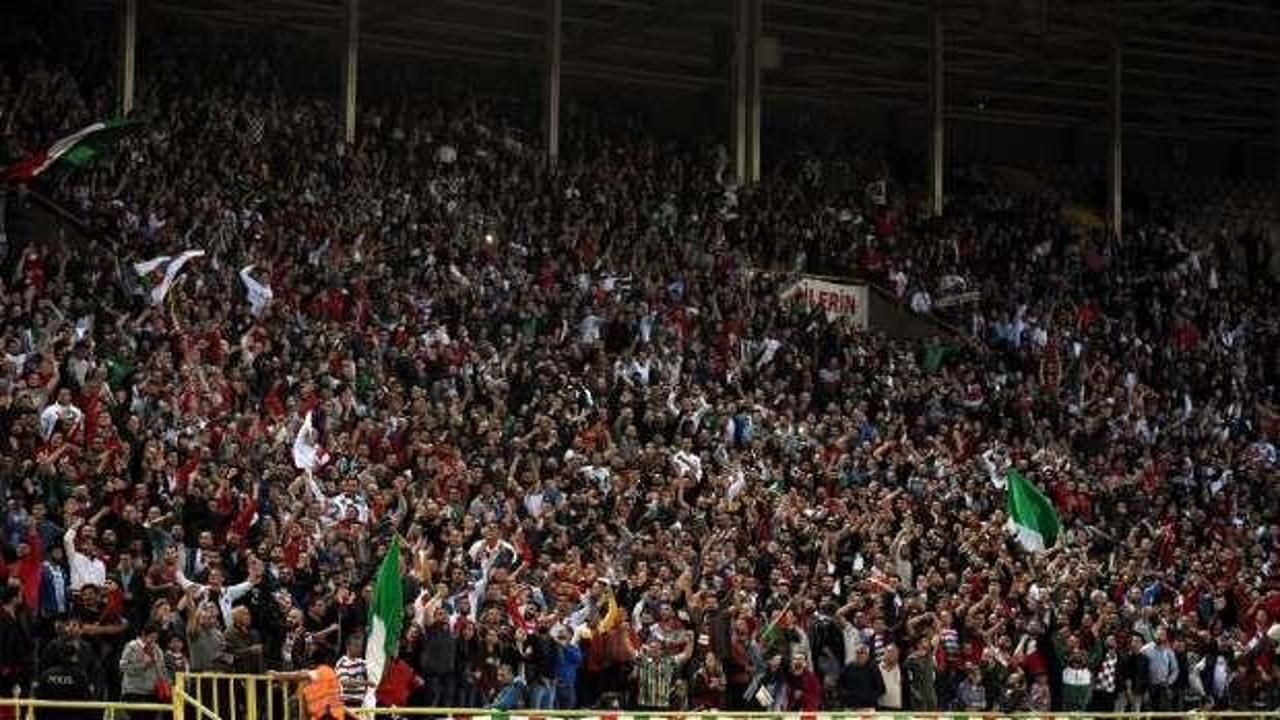 Biletler kapış kapış gitti, futbolculara dev prim toplandı: 3. Lig'de kırılma anı