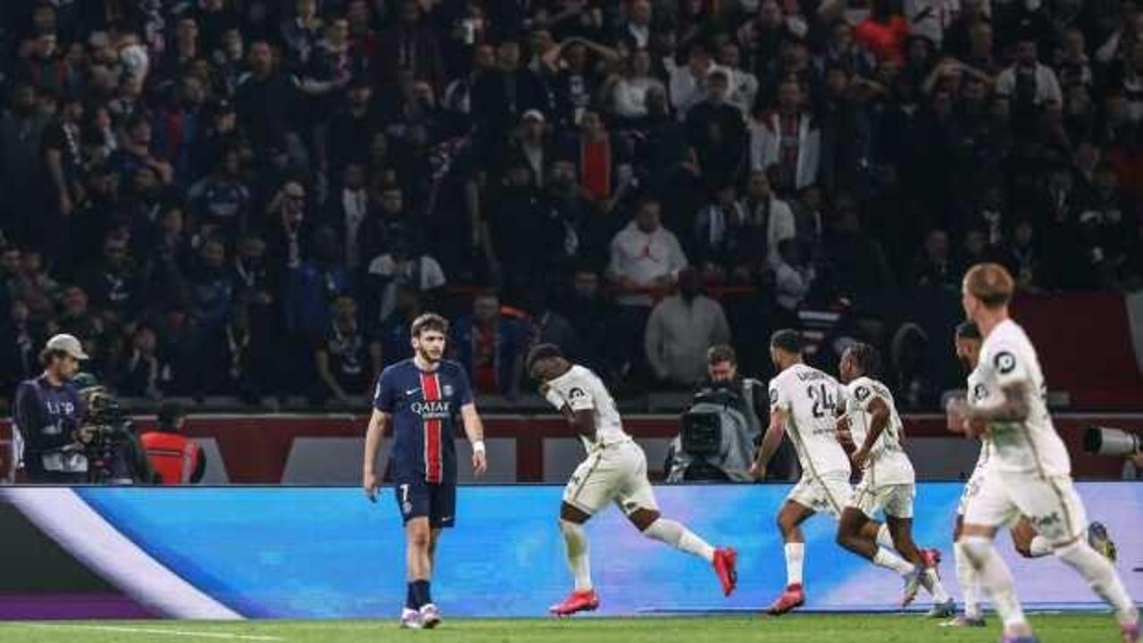Bir dönem Süper Lig'de oynuyordu! Şampiyonun namağlup serisini bitirdi