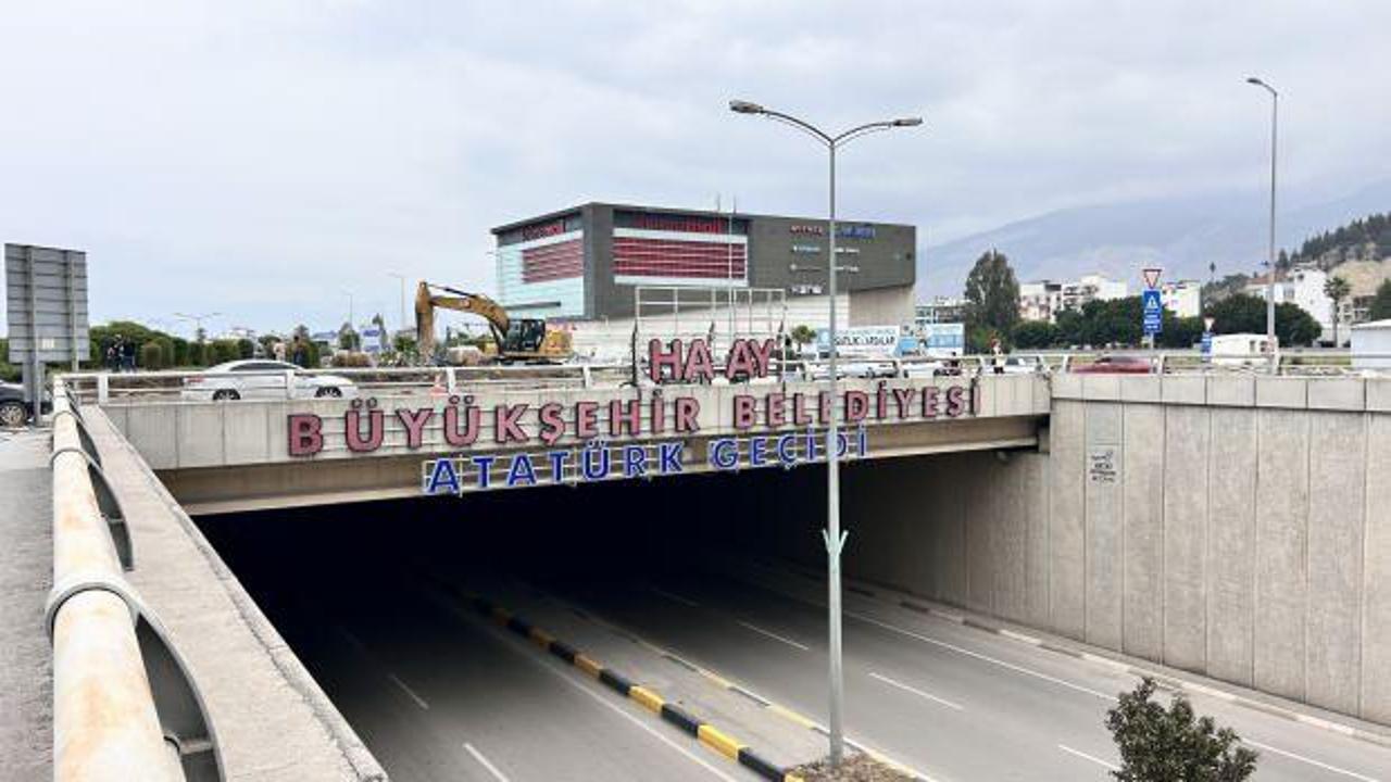 Hatay'ın 'T'si &ccedil;alındı: Hepsini s&ouml;kt&uuml;ler!