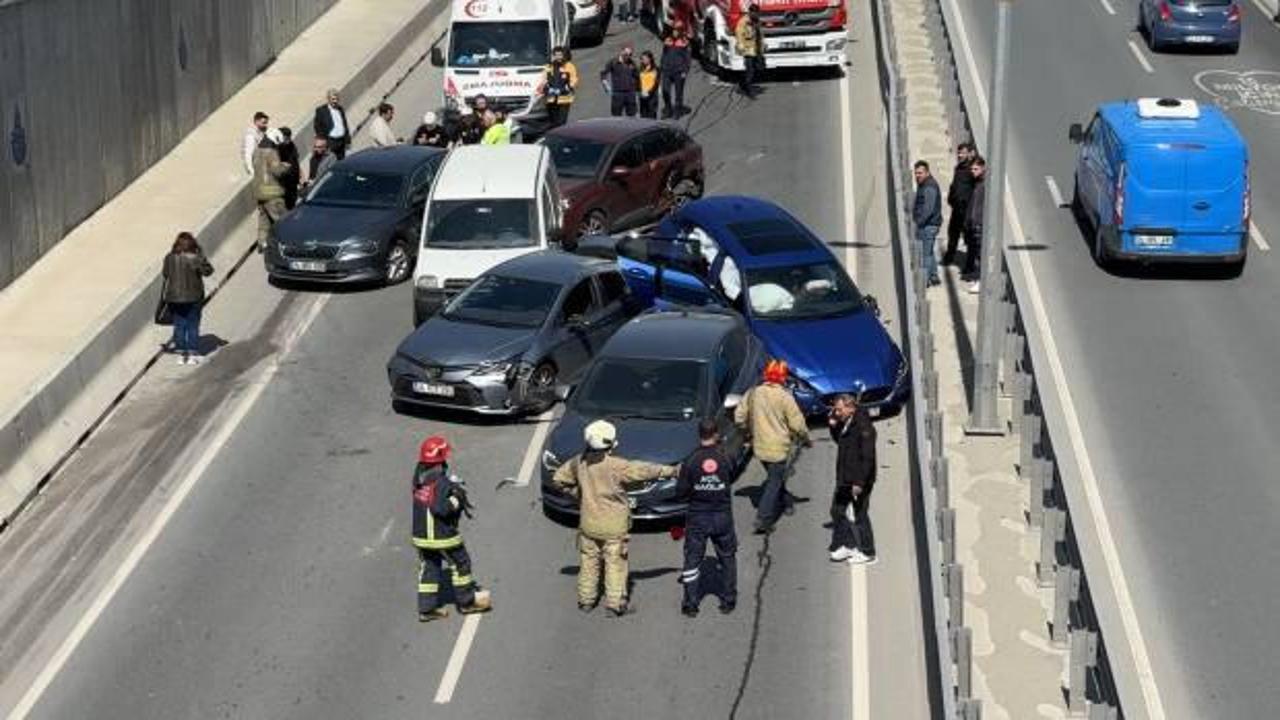 İstanbul'da 6 araçlık zincirleme kaza! 