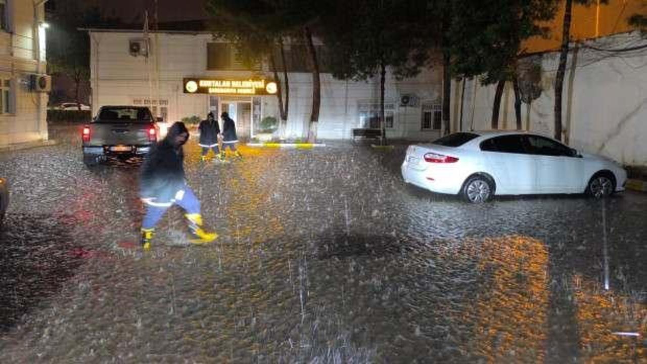 Siirt&rsquo;te sağanak hayatı olumsuz etkiledi