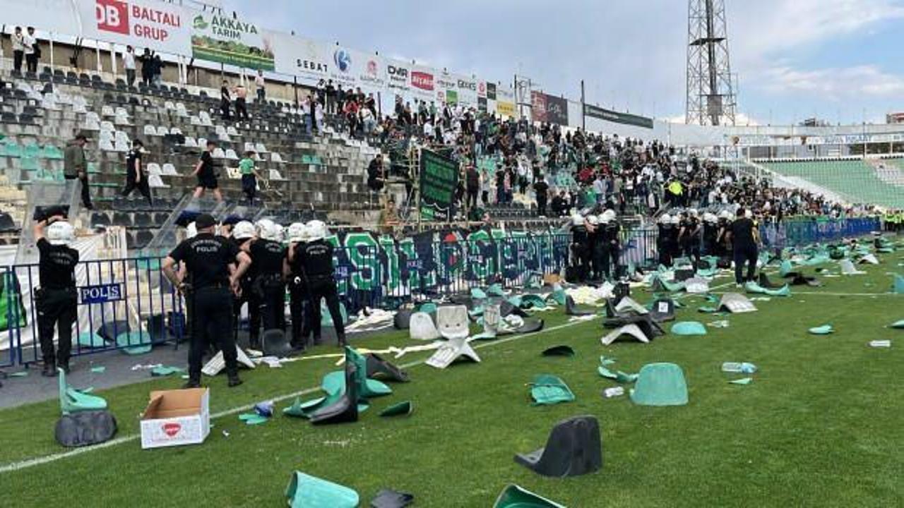 UEFA'da kupaya oynuyorlardı: Amatöre düştüler, taraftar stadı yaktı