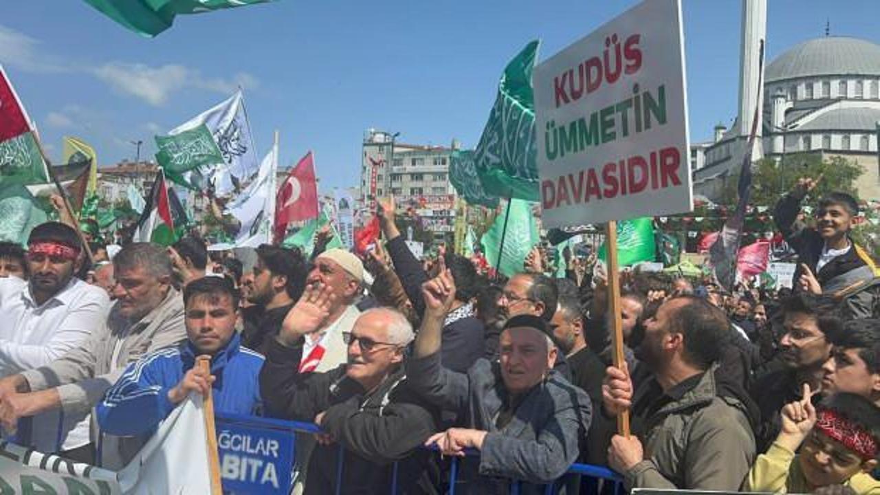 Bağcılar'da Peygamber Sevdalıları Vakfı tarafından "Mevlid-i Nebi" etkinliği d&uuml;zenlendi