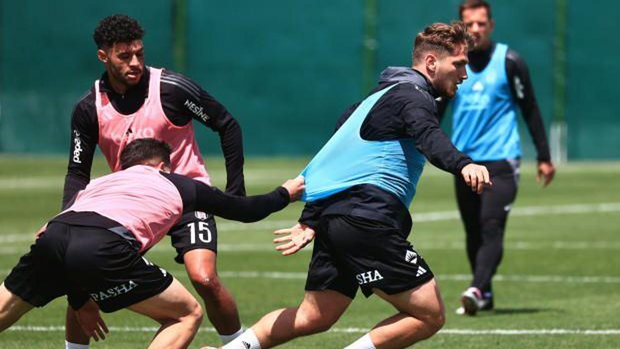 Beşiktaş derbi hazırlıklarını 3 eksikle s&uuml;rd&uuml;rd&uuml;