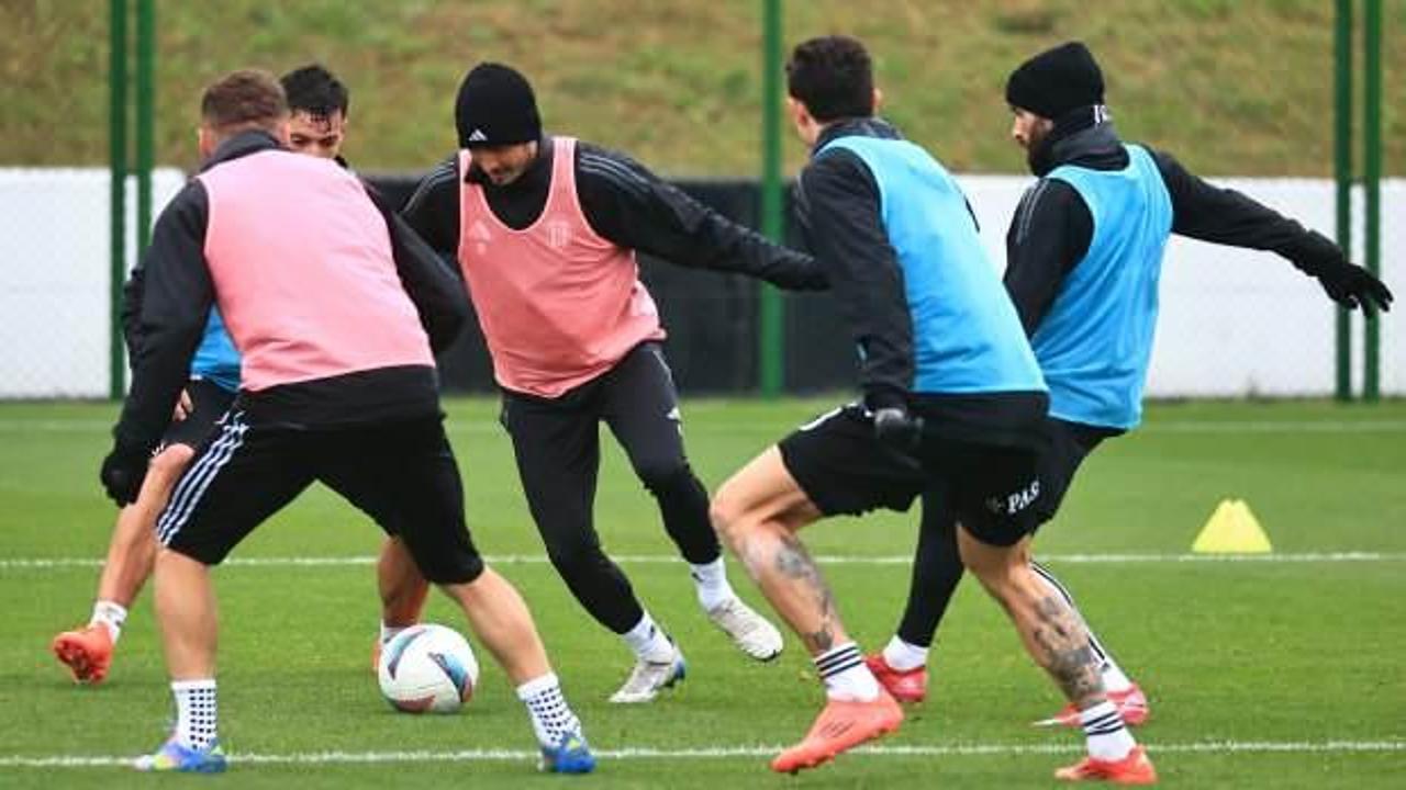 Beşiktaş, kondisyon ve taktik &ccedil;alıştı