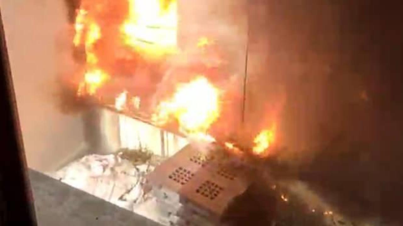 Bursa&rsquo;da korkutan yangın: İki fabrikayı etkiledi