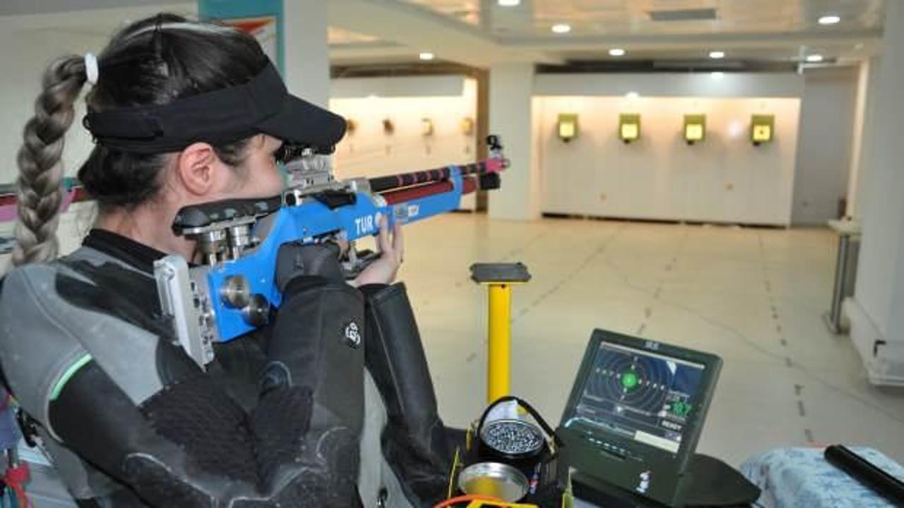 Eğlenmek i&ccedil;in gittiği yaz kampında hayatı değişti: T&uuml;rkiye'nin umudu oldu