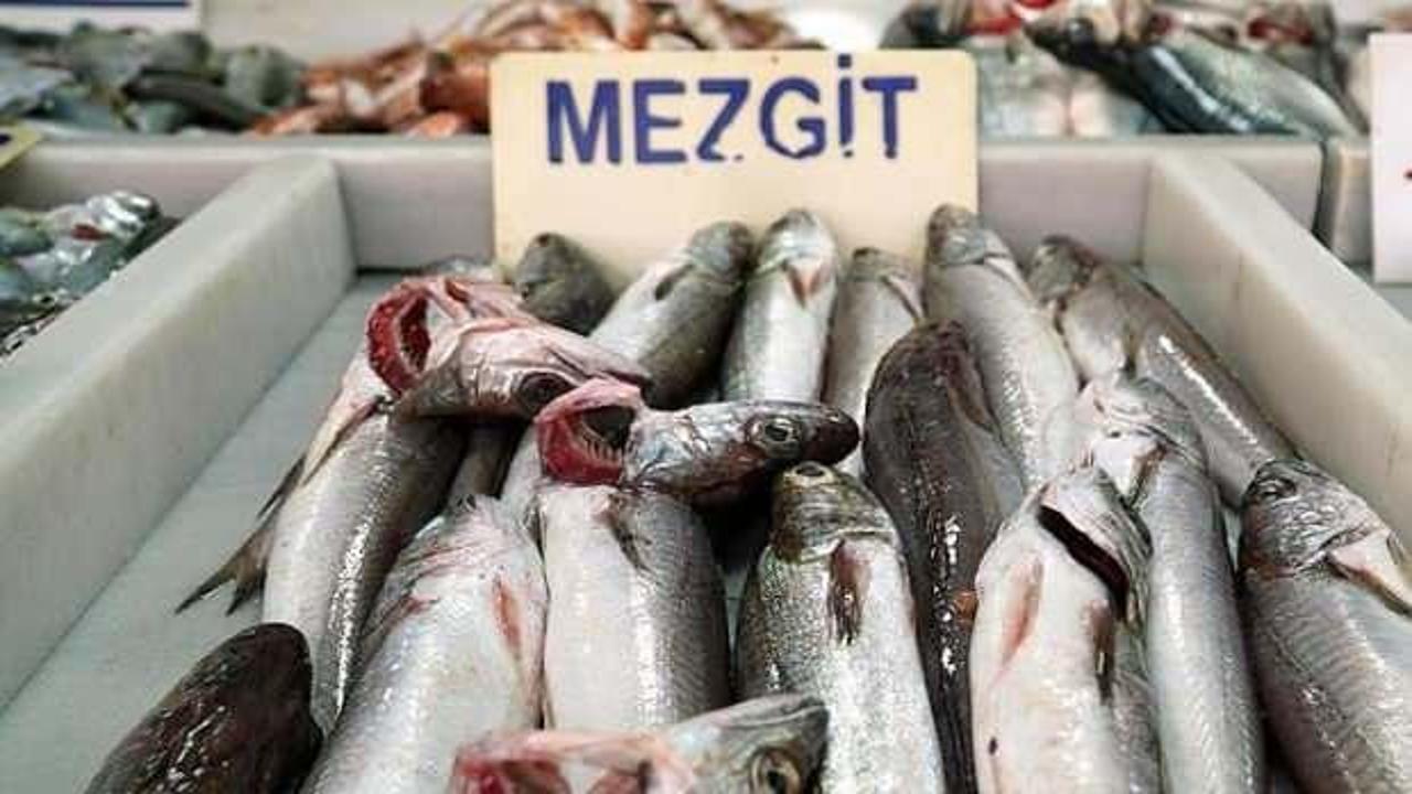 Trabzon'da tezgahlarda istavrit ve mezgit rağbet görüyor