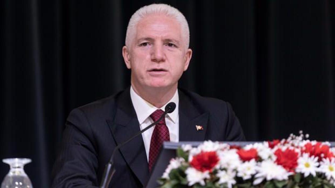 Vali G&uuml;l'den a&ccedil;ıklama! İstanbul'da hasarlı okul var mı?