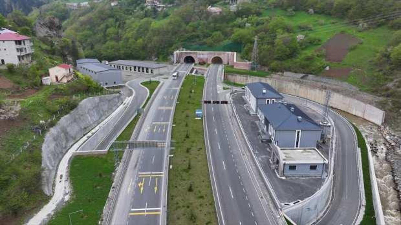Yeni Zigana T&uuml;neli'nden 2 yılda 3 milyon 490 bin ara&ccedil; ge&ccedil;ti