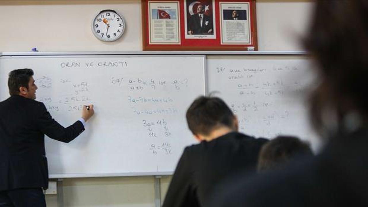 Öğretmenlerin yer değiştirme başvuruları haftaya başlıyor