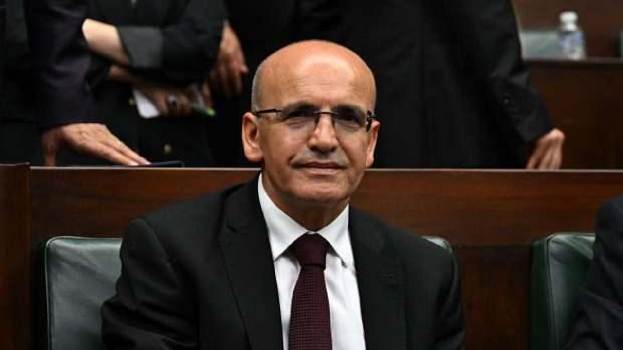 Bakan Şimşek, Endonezya Maliye Bakanı Indrawati ile görüştü!