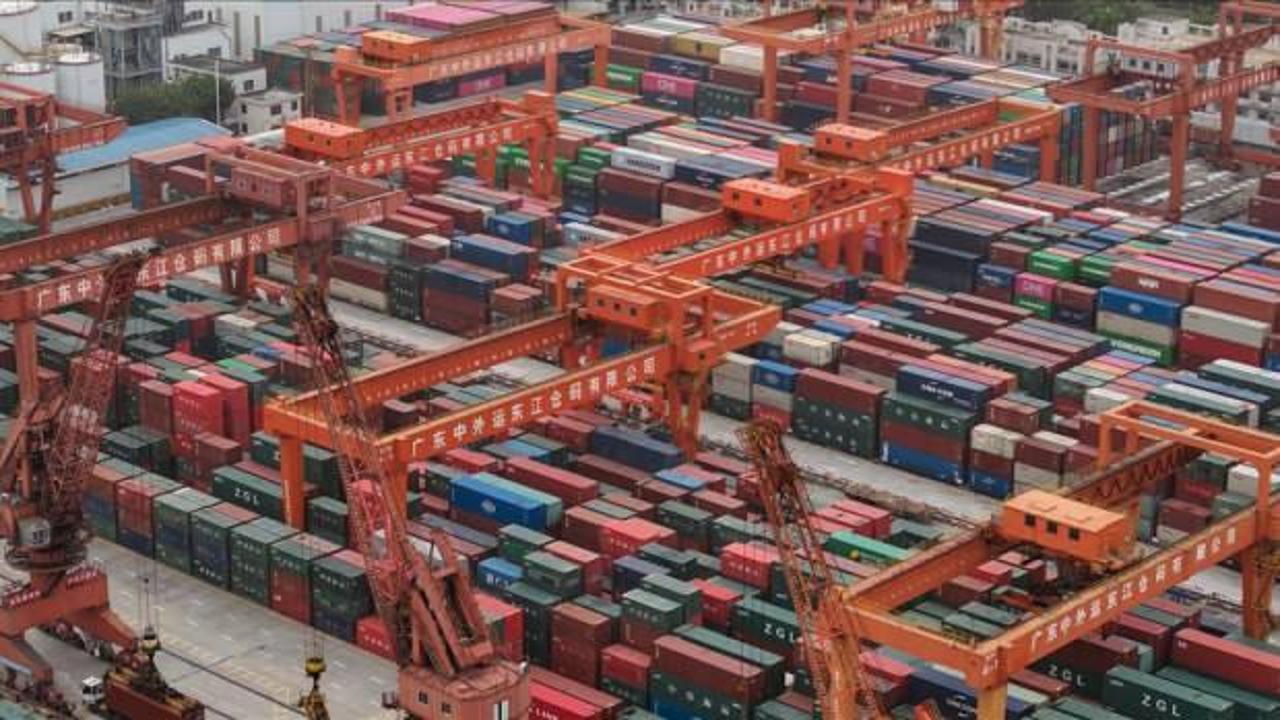 Çin'in nisan ayı ihracatı tarife restleşmelerine rağmen yükseldi