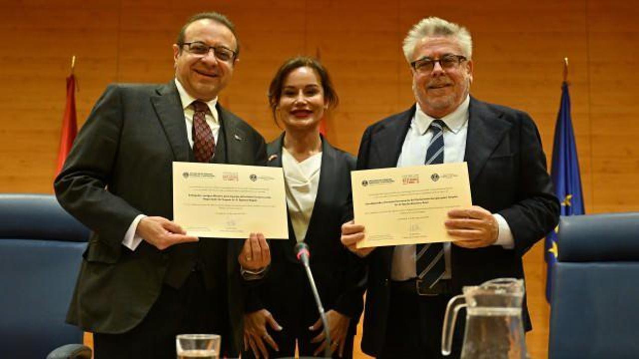Complutense Üniversitesi'nde "Türkiye Çalışmaları Kürsüsü" açıldı