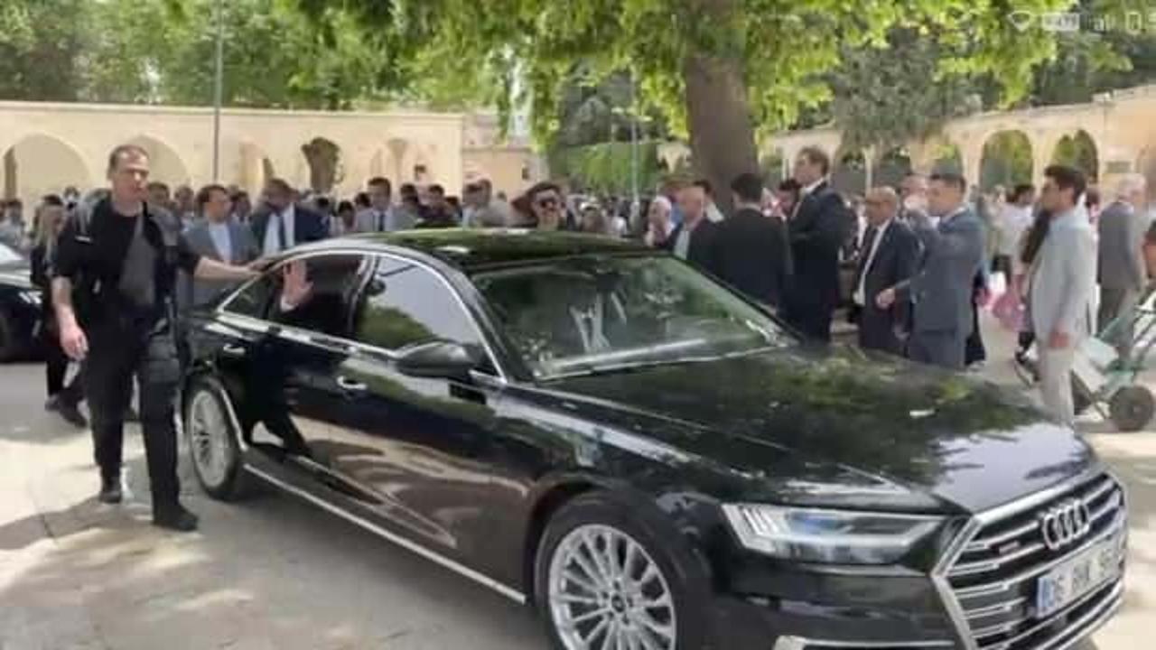 İYİ Parti Genel Başkanı Dervişoğlu'ndan Balıklıgöl'de tepki çeken hareket