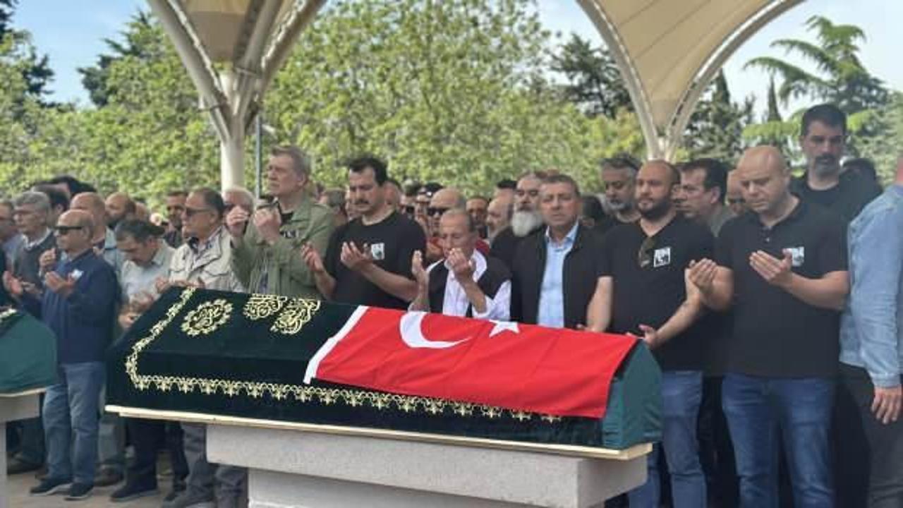 Oyuncu Naşit Özcan son yolculuğuna uğurlandı
