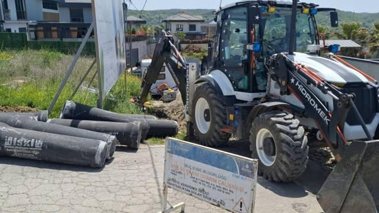 Şile'de g&ouml;&ccedil;&uuml;k altında kalan 42 yaşındaki iş&ccedil;i kurtarıldı