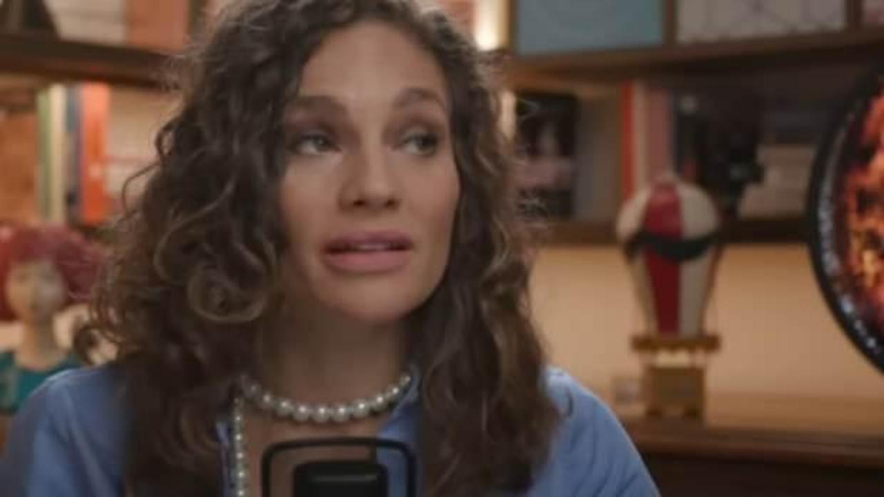 Yılmaz Özdil'den sonra Nevşin Mengü de Özgür Özel'i yerden yere vurdu