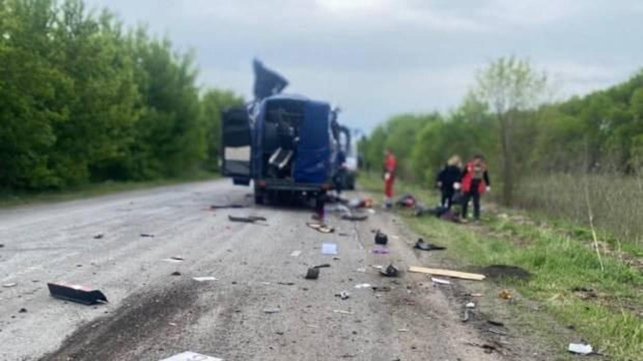 Rusya otob&uuml;s vurdu! &Ccedil;ok sayıda &ouml;l&uuml; var