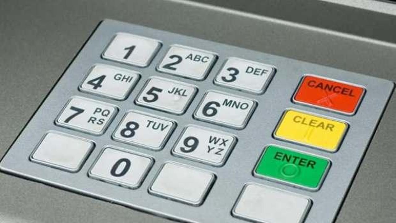Bunu kimse bilmiyor! ATM'lerdeki kırmızı tuş bakın ne işe yarıyormuş
