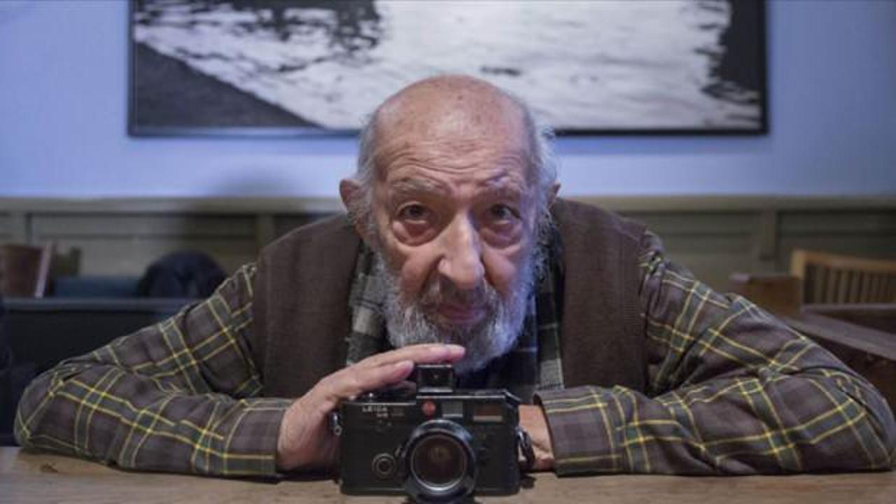 Deklanşörüyle zamanı durduran Ara Güler'in hayatı "Merhaba" filmiyle beyazperdede olacak