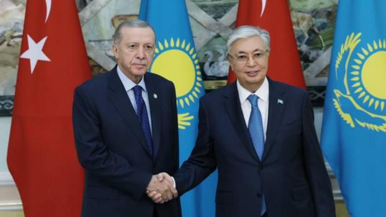 Başkan Erdoğan, Tokayev ile görüştü