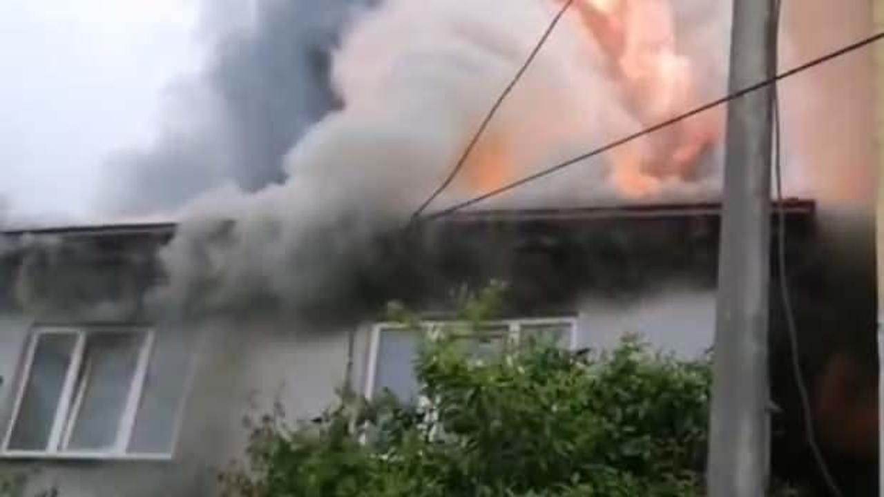 Bursa'da iki katlı ev kullanılamaz hale geldi!