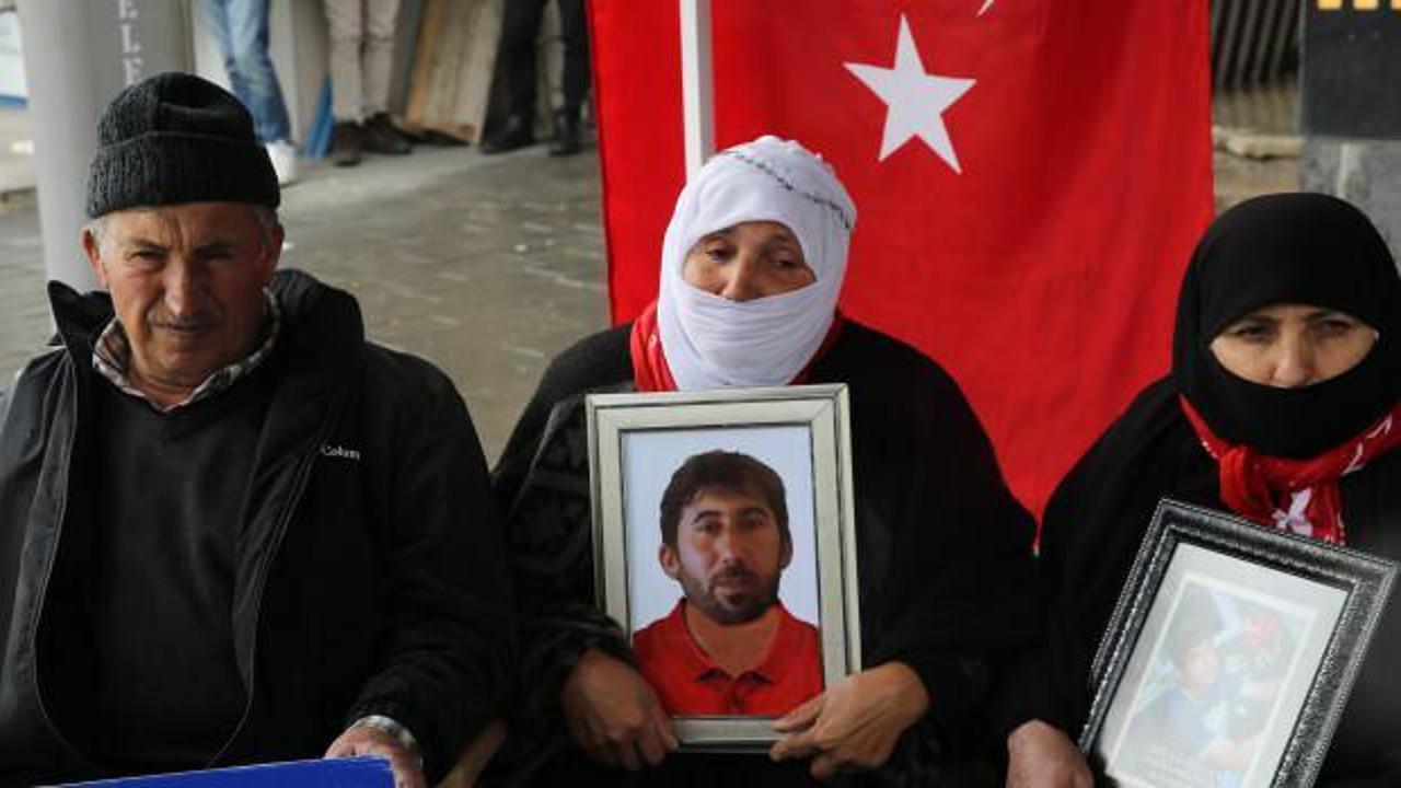 Evlatlarına kavuşmak isteyen aileler mutlu: İki gecedir sevinçten uyuyamıyoruz