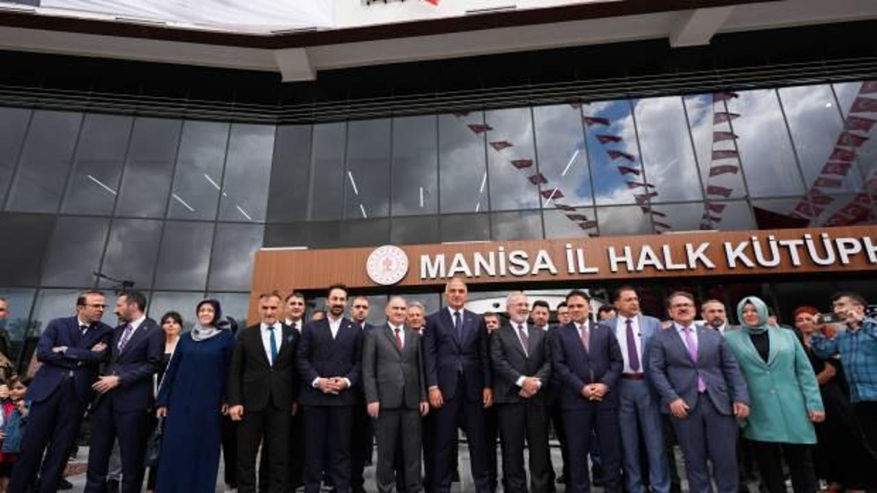 Manisa, Türkiye'nin en büyük kütüphanelerinden birine kavuştu