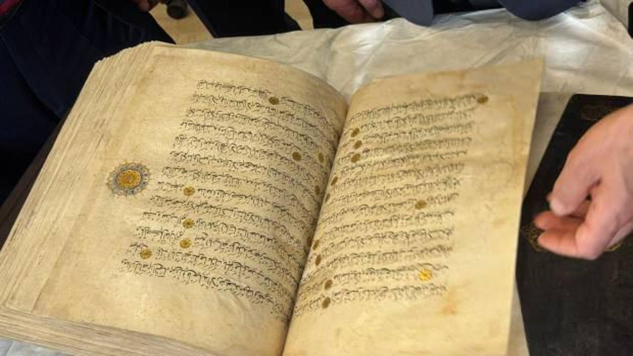 Karadağ'dan getirilen Kur'an-ı Kerim İstanbul'da restore edildi