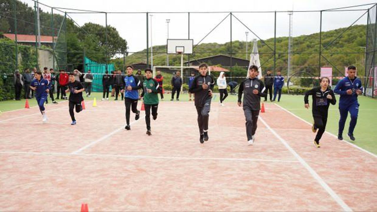 İmam Hatipli sporcular yarışıp derece aldı