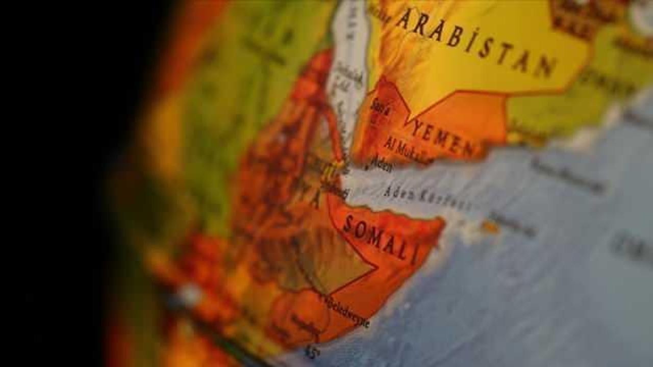 Askeri üs yakınında kırmızı alarm! Somali'de intihar saldırısı!