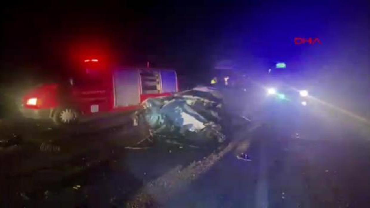 Tokat'ta feci kaza: İki otomobilin &ccedil;arpıştığı kazada &ouml;l&uuml; ve yaralılar var!