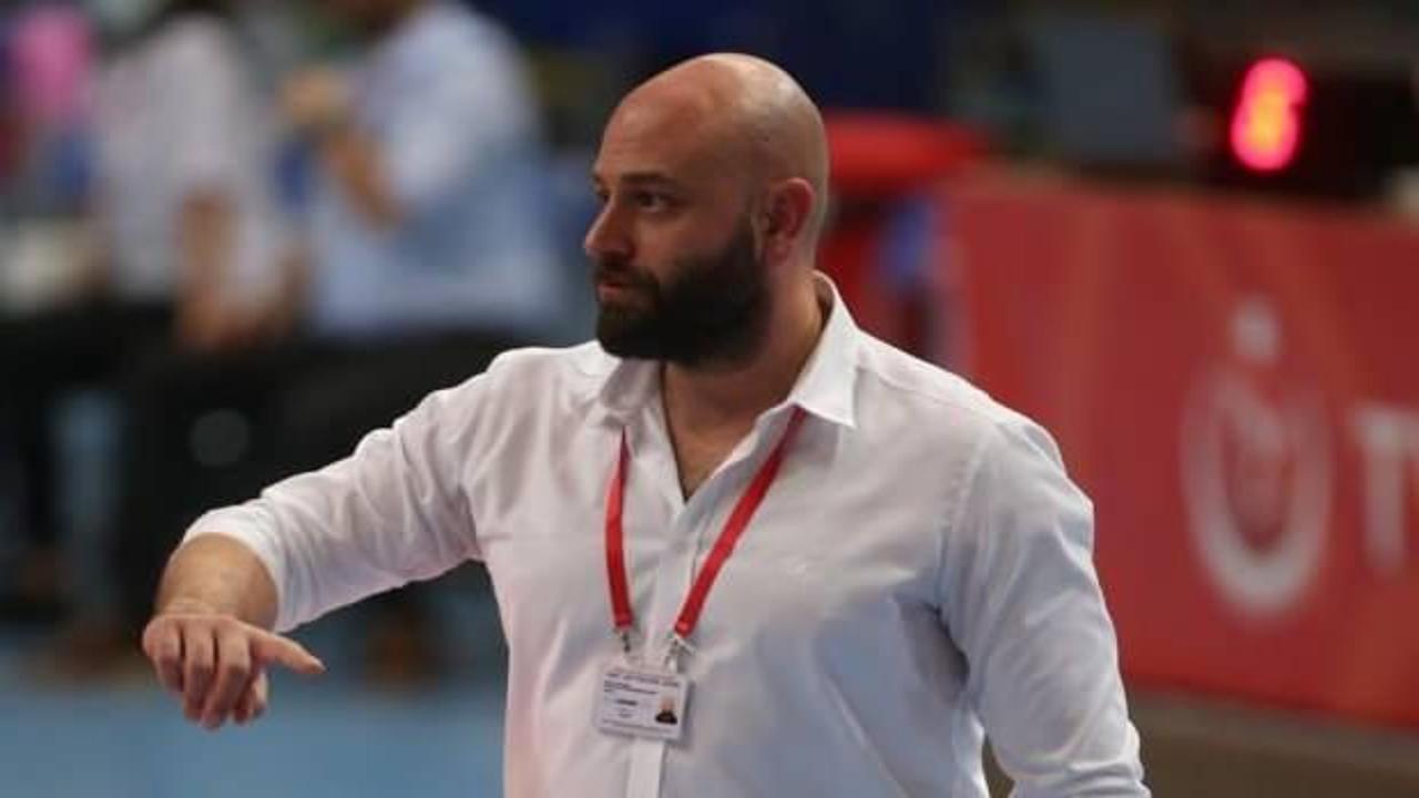 Yunanistan takımının başına Türk hoca geçti
