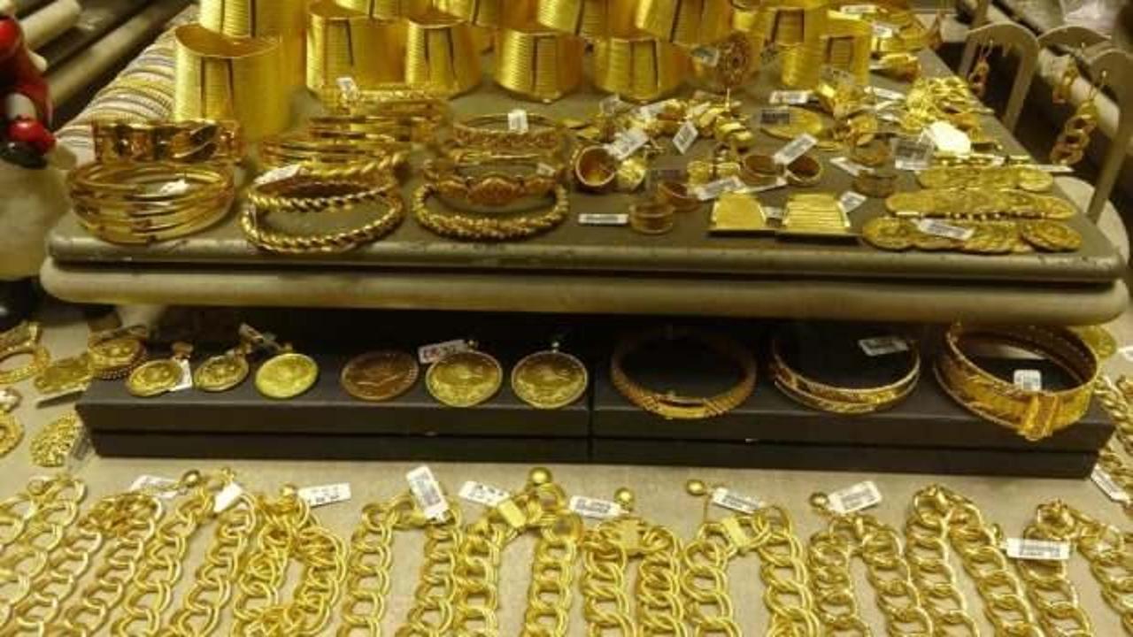 Altın düşüyor, uzmanlar uyarıyor: "Panik değil, strateji kazandırır"!