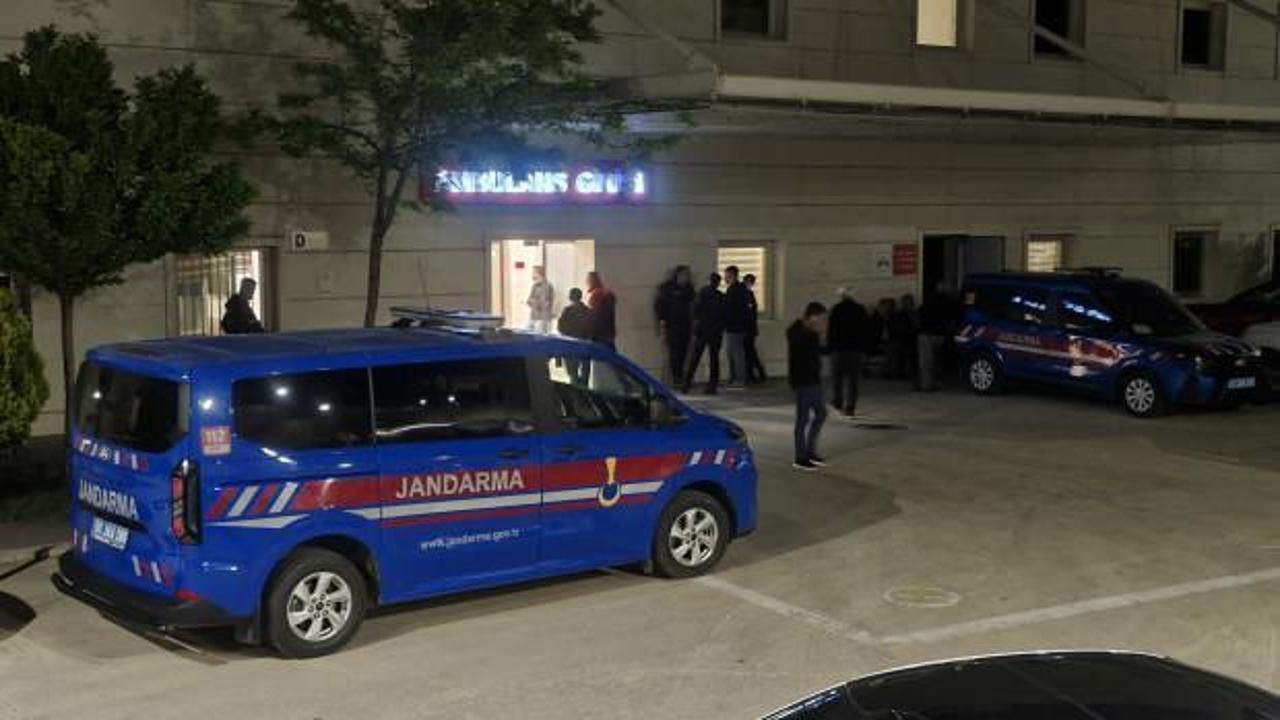 Ağabey dehşeti: Yengesini &ouml;ld&uuml;rd&uuml;, kardeşini yaraladı!