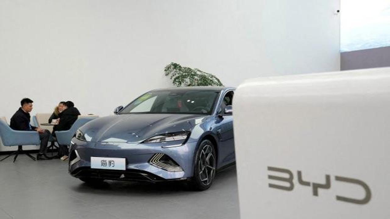 BYD Avrupa'da ilk kez Tesla'dan daha fazla otomobil sattı