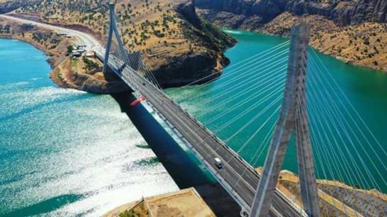 Doğunun boğaz köprüsü 10 yaşında! Bakan Uraloğlu: 3,3 milyar lira tasarruf sağladık