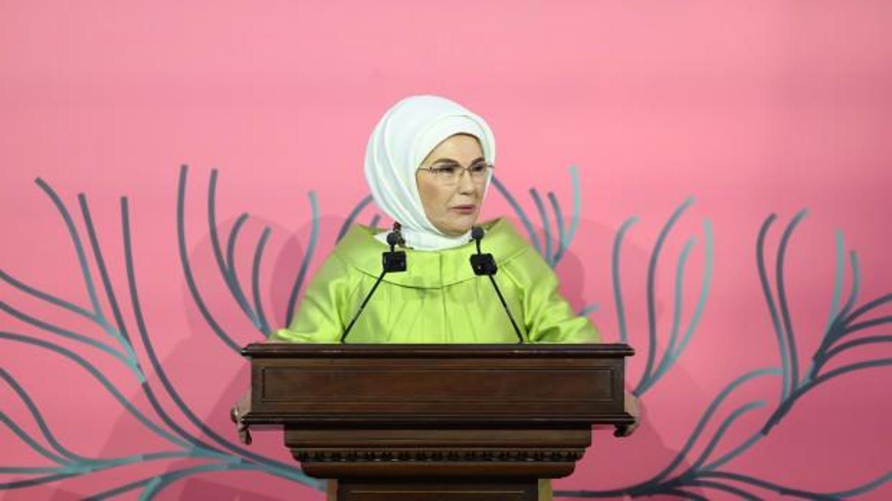 Emine Erdoğan'dan 'evlenme yaşı' uyarısı: Geçit vermemeliyiz