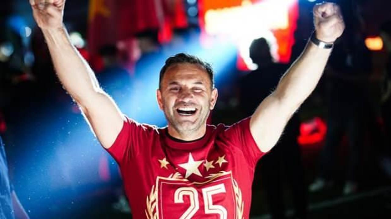 Galatasaray 5 yıldızı formasını satışa sundu! İşte Aslan'ın yeni logosu