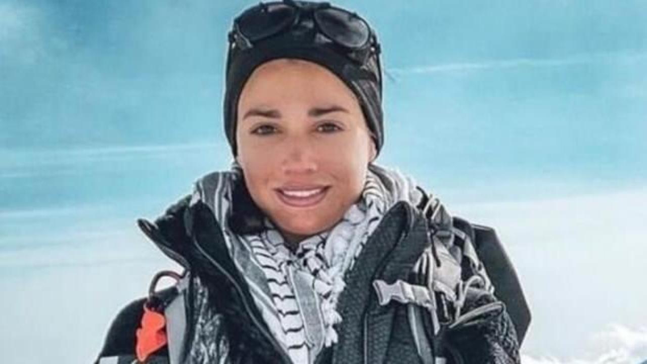 Kadın dağcı d&uuml;nyanın en y&uuml;ksek rekoruna koşuyor... Sadece iki zirve onu bekliyor!