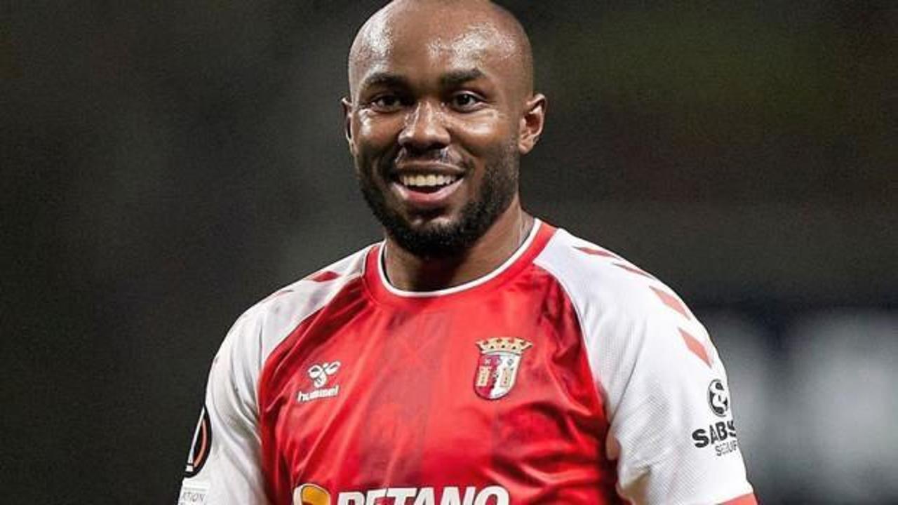 Musrati'den Beşiktaş'a k&ouml;t&uuml; haber! Monaco resmen a&ccedil;ıkladı