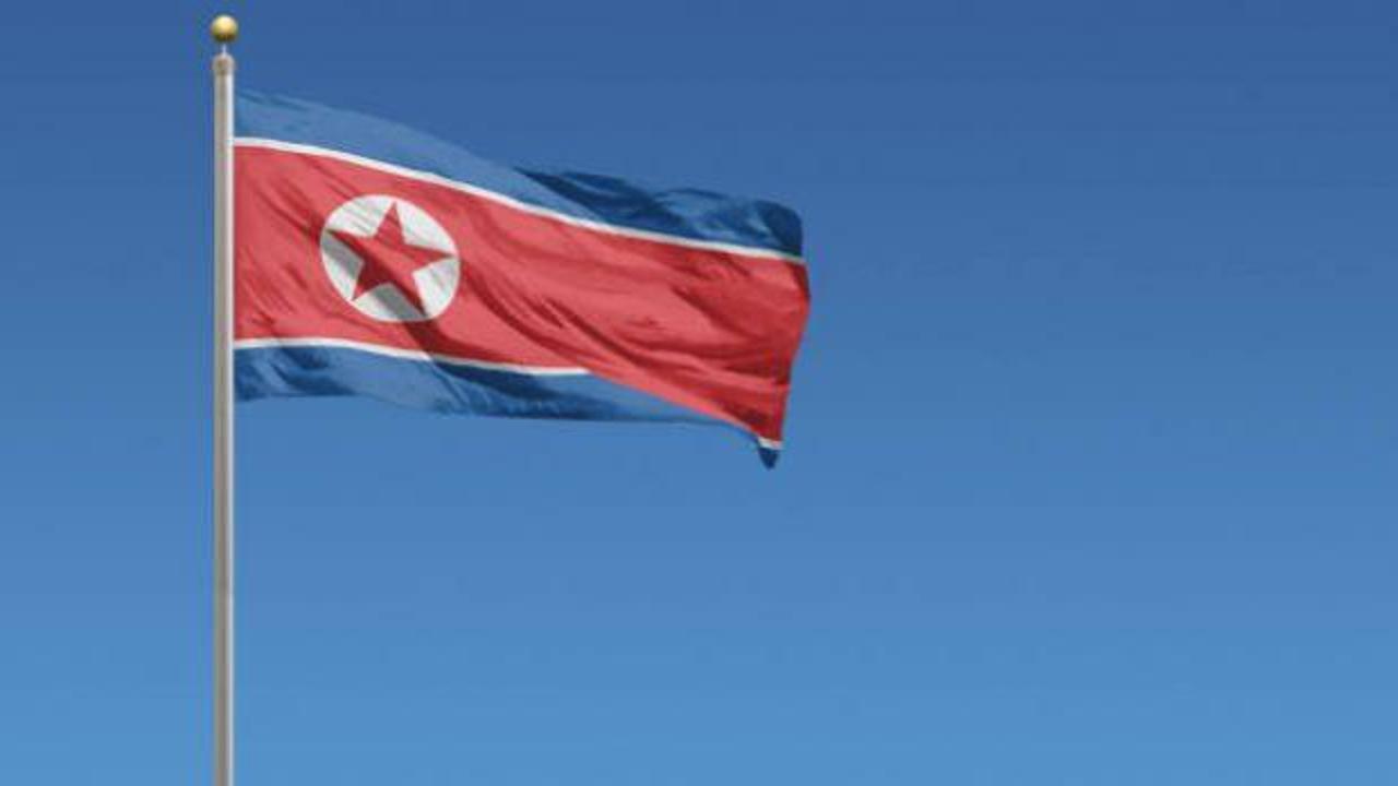 Savaş gemisi indirilirken kızağından düştü...Kim Jong-un ‘suç eylemi’ dedi!