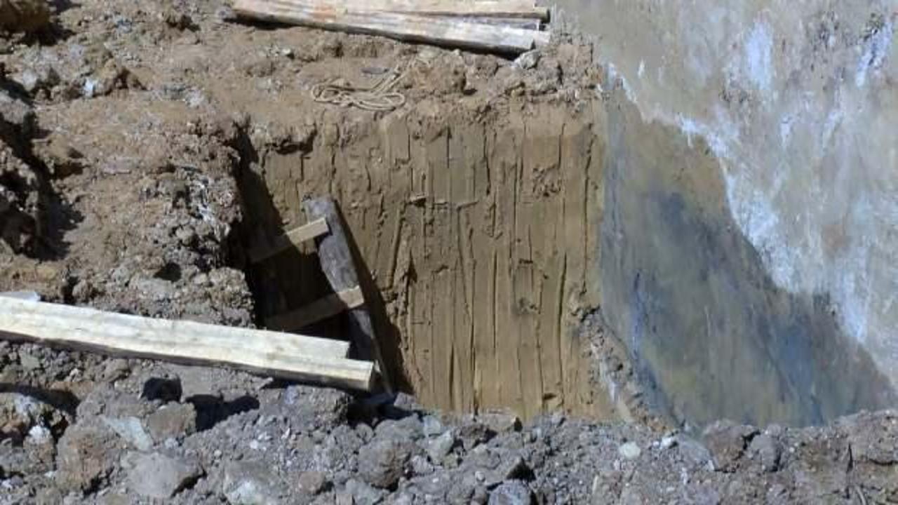 Sancaktepe'de hareketli anlar: 3 kişi göçük altında kaldı! 