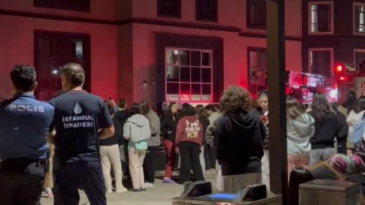 Tuzla’da, öğrenci yurdundaki yangın