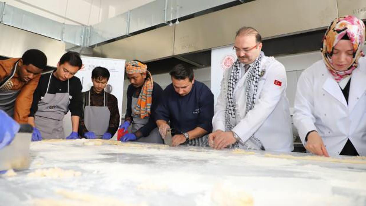 Atatürk Üniversitesinde "Gastro-Diplomasi Buluşması" devam ediyor 