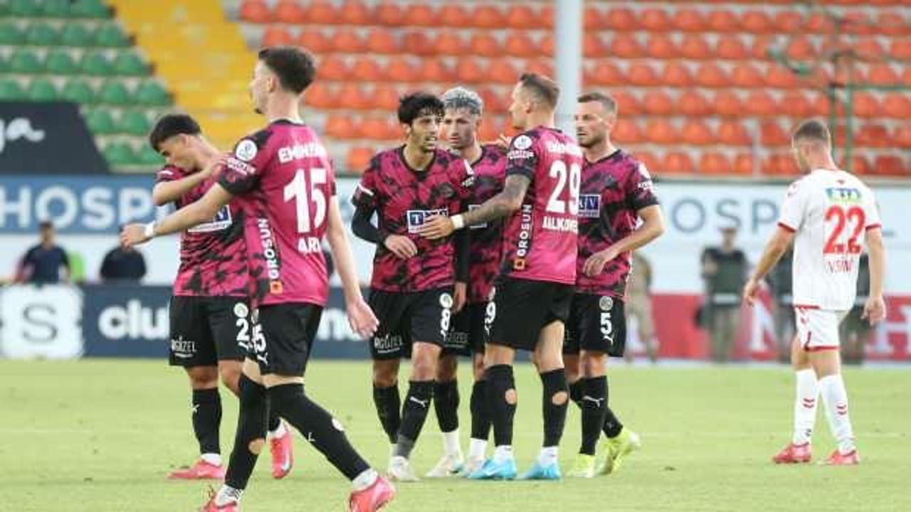 Sivasspor, Süper Lig'e mağlubiyetle veda etti