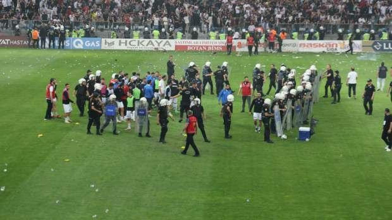 Anonsçu olaylı maçta Vanspor'u hedef gösterdi: Gömeceğiz bunları sahaya