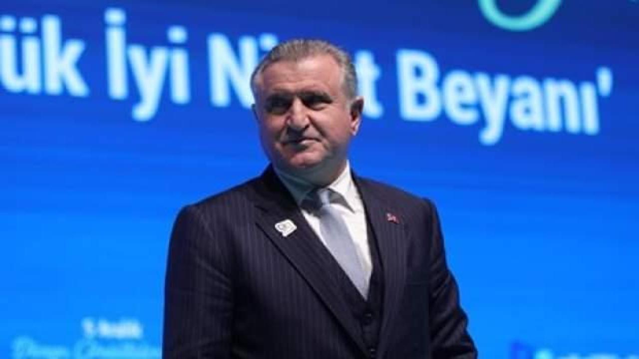 Bakan Bak'tan Sultanbeyli'ye spor tesisi müjdesi